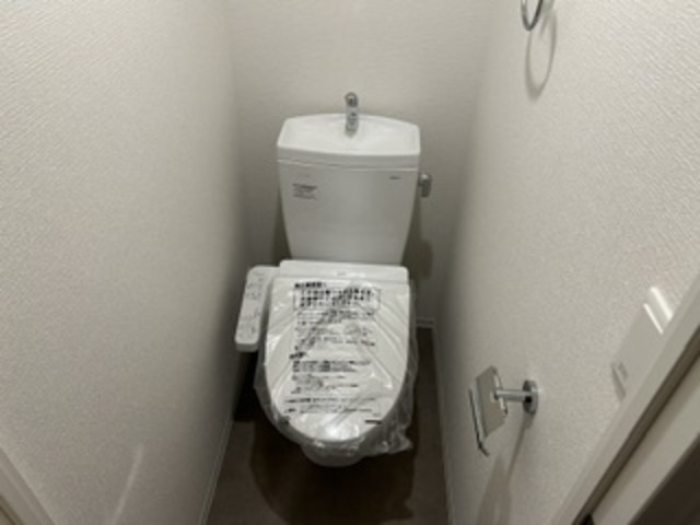セレニテ蒲生四丁目駅前アリエのトイレ写真