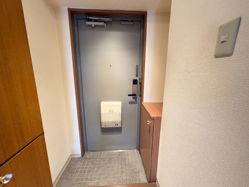 Foxeyの玄関写真
