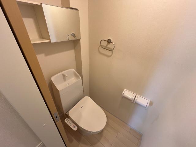 トイレ　シャワー付トイレ