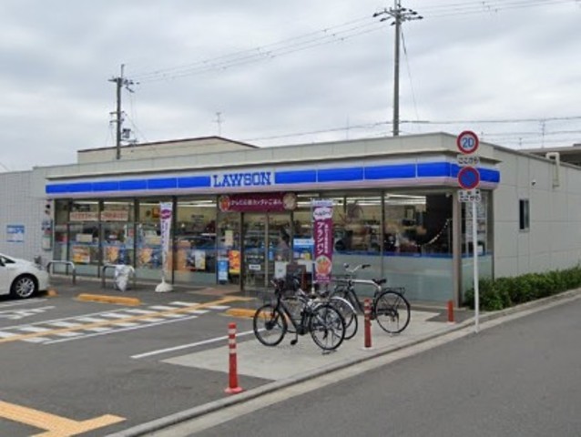 コンビニ　ローソン　摂津一津屋一丁目店（コンビニ）まで331m