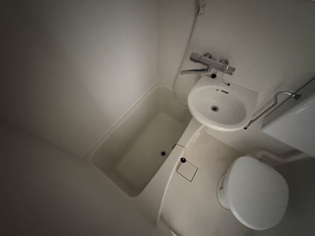 バス・シャワールーム　日々の暮らしに欠かせないお風呂です