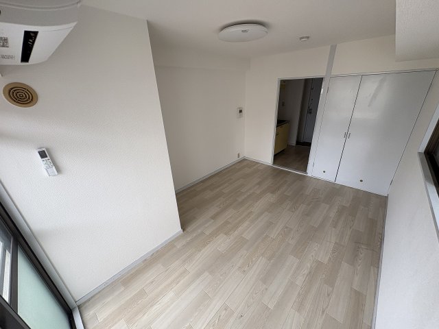 その他部屋・スペース　落ち着いて過ごせるお部屋なので、寝室にいかがでしょうか