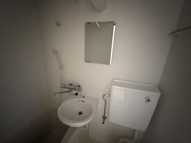 洗面設備　コンパクトで使いやすい洗面所