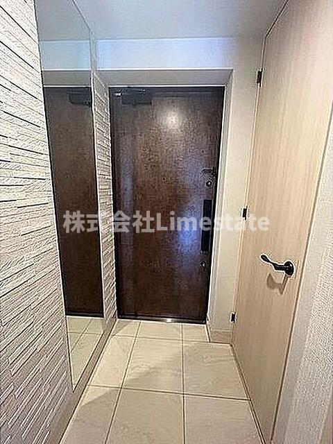 グランレ・ジェイド御茶ノ水の玄関写真