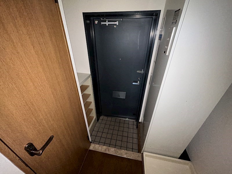 クレアコート産所町の玄関写真