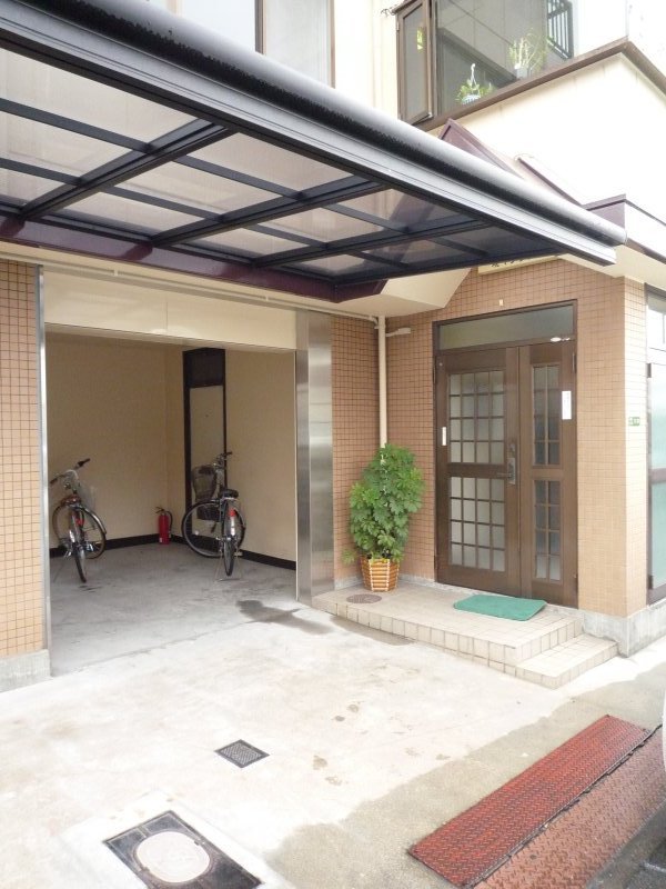 阪急千里線 下新庄駅 徒歩9分 3階建 築39年の外観写真