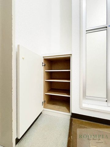 玄関　収納