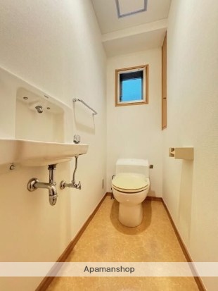 都営新宿線 馬喰横山駅 徒歩3分 10階建 築23年のトイレ写真