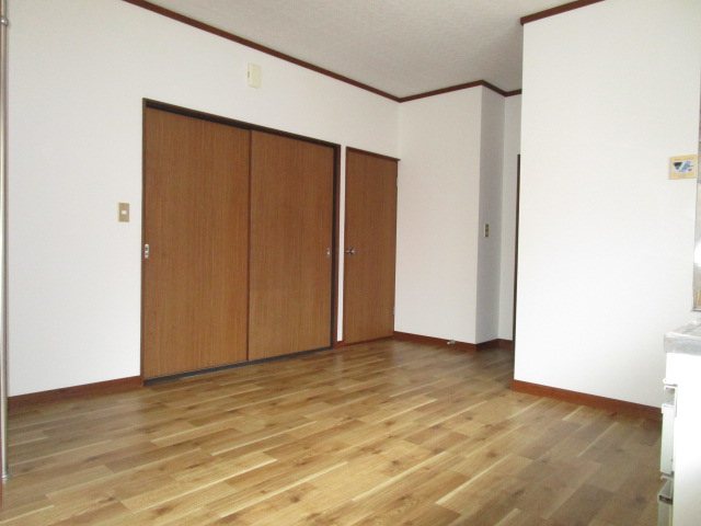 居室・リビング　別部屋参考写真