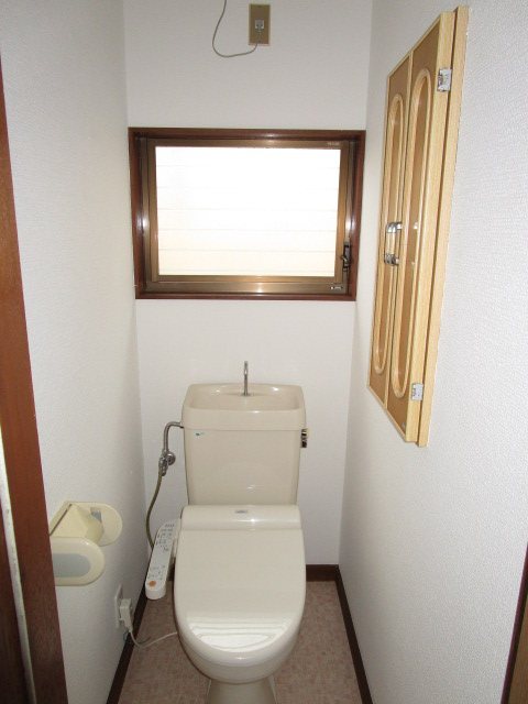 トイレ　別部屋参考写真