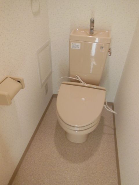 トイレ　トイレ