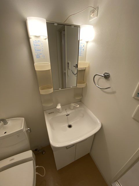 地下鉄箱崎線 呉服町駅 徒歩2分 14階建 築19年の内装写真