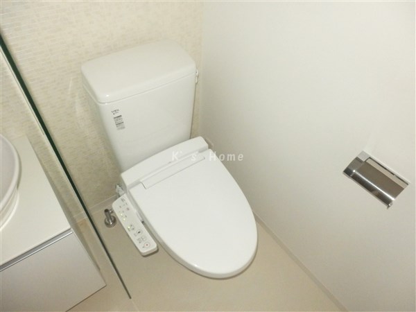 トイレ　ウォシュレット付