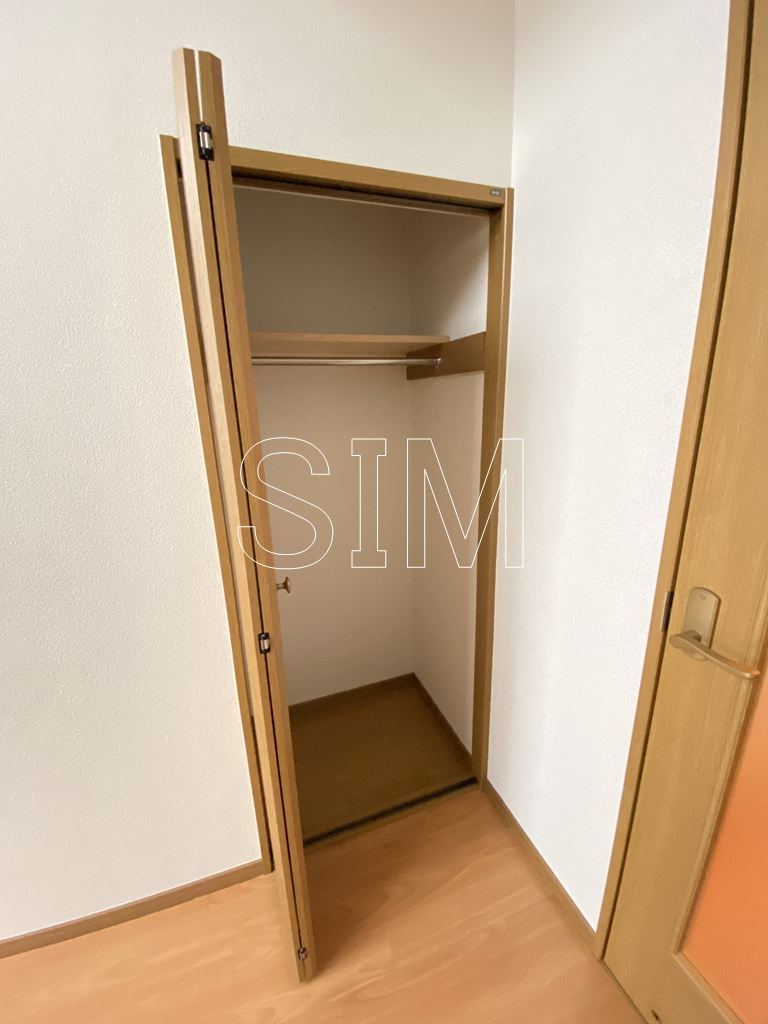 収納　同タイプ・別部屋の写真です。