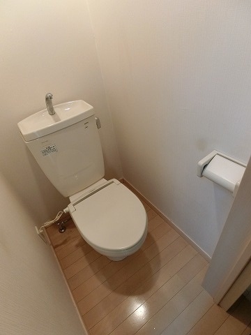 HIRO-COOPのトイレ写真