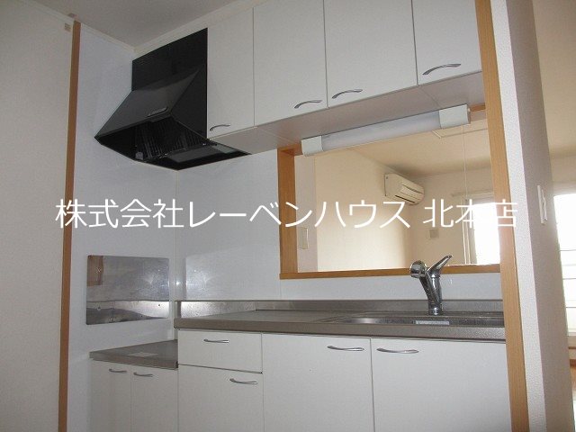 キッチン　レーベンハウス北本店へ048-590-5757