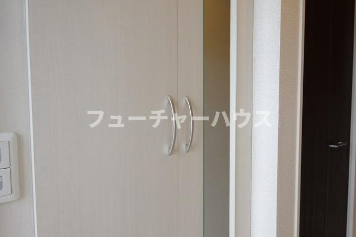 スカイブルー Jの玄関写真