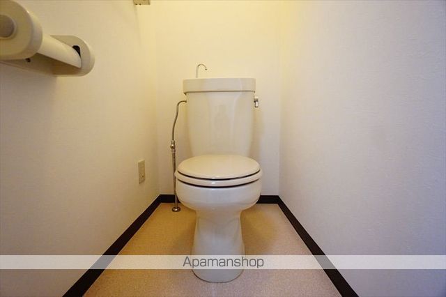 エステート記念橋 大幅リフォーム・UB交換のトイレ写真
