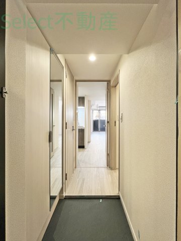 プレサンス鶴舞パークグラッドの玄関写真