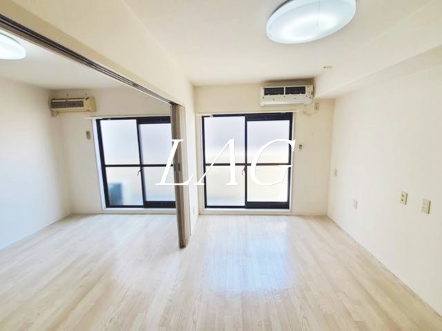 居室・リビング　洋室のお部屋です。