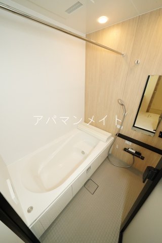バス・シャワールーム　使いやすいお風呂です