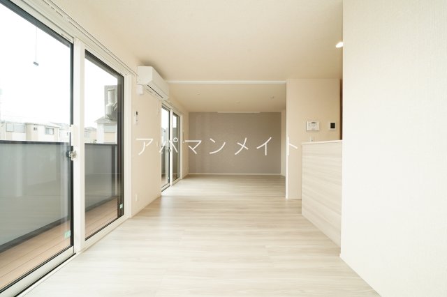 居室・リビング　居間です