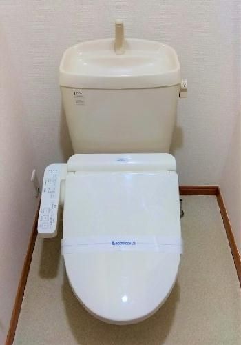レオパレスオークアベニューのトイレ写真