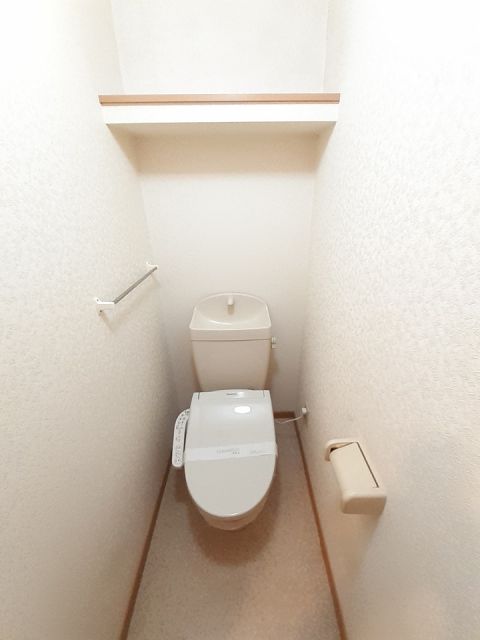 ＪＲ総武線 小岩駅 徒歩17分 2階建 築24年のトイレ写真