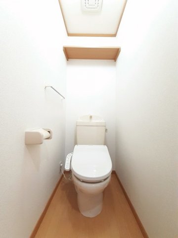 トイレ　シンプルで使いやすいトイレです