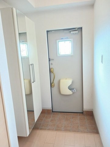 玄関　シンプルで使いやすい玄関です