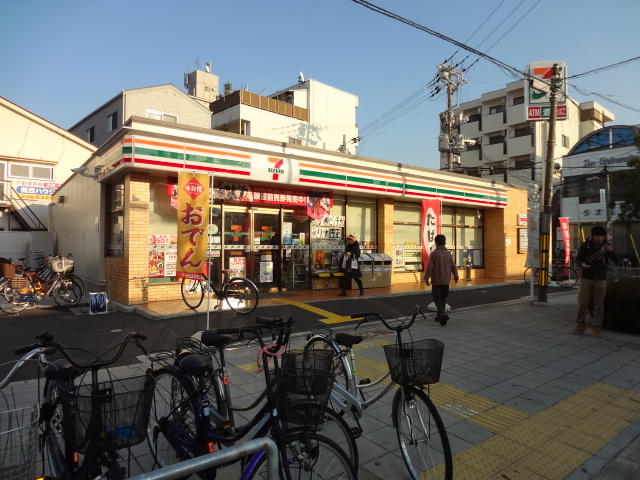 コンビニ　セブンイレブン下新庄駅前店（コンビニ）まで400m