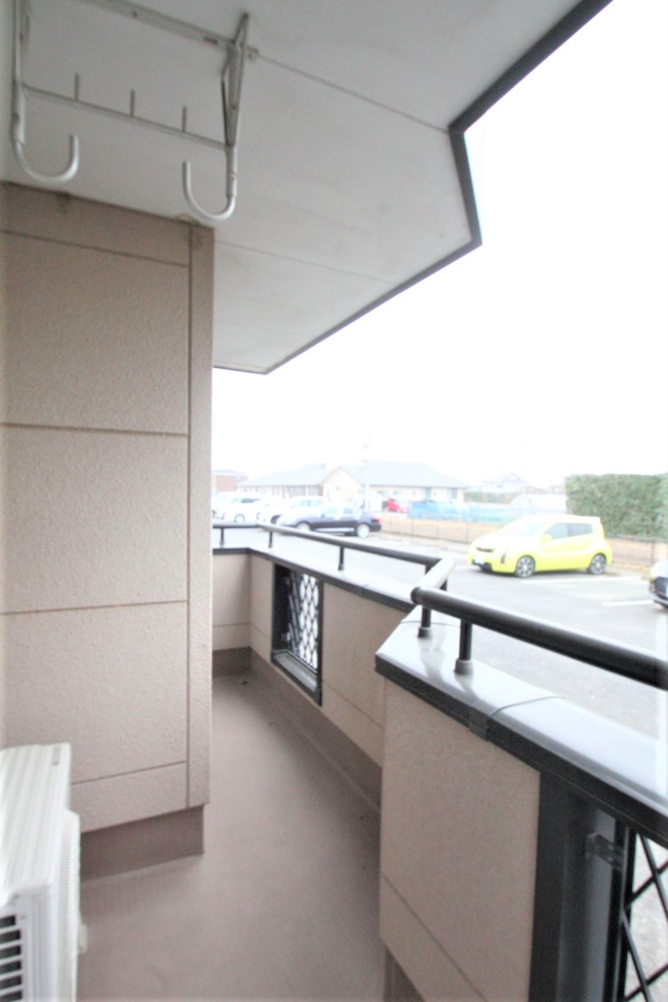 バルコニー　広々としたワイドバルコニーは好評いただいてます。