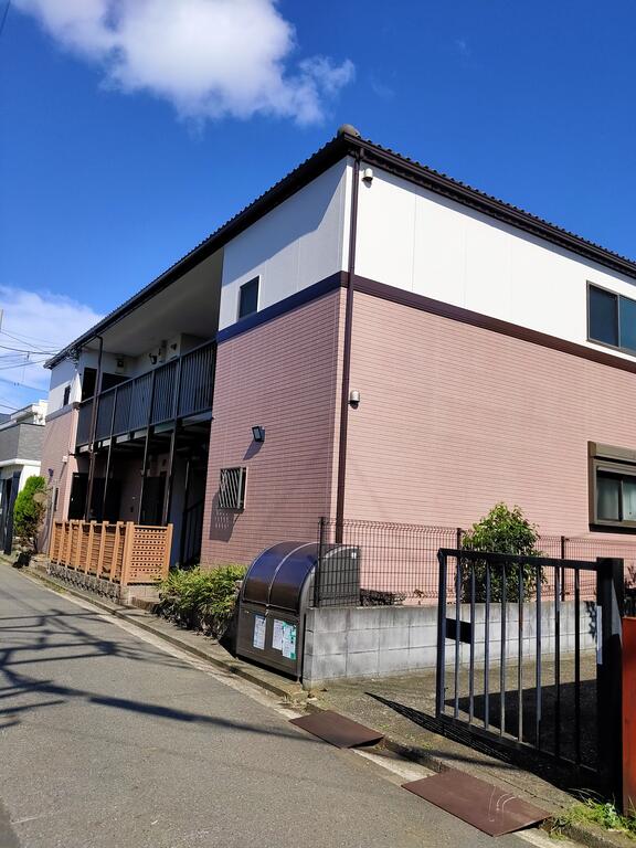 神奈川県横浜市神奈川区六角橋２（アパート）の賃貸物件の外観