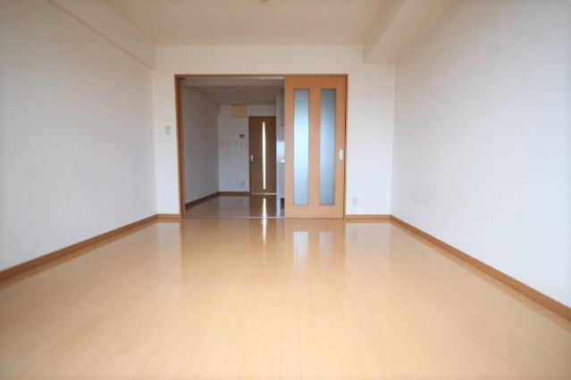 居室・リビング　※写真は同間取の他のお部屋です