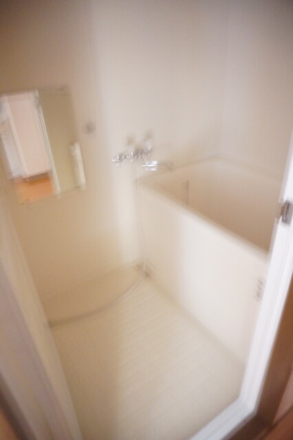 バス・シャワールーム　バスルーム