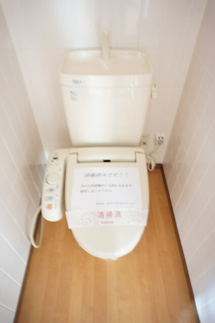 トイレ　洗浄便座