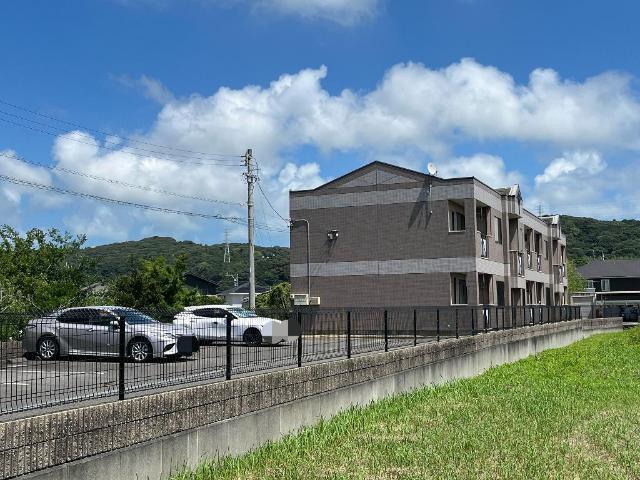 駐車場　外観写真（昼）