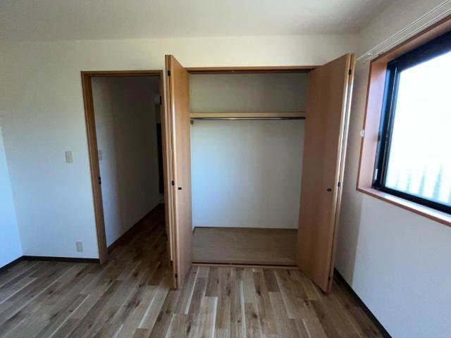 収納　北洋室収納