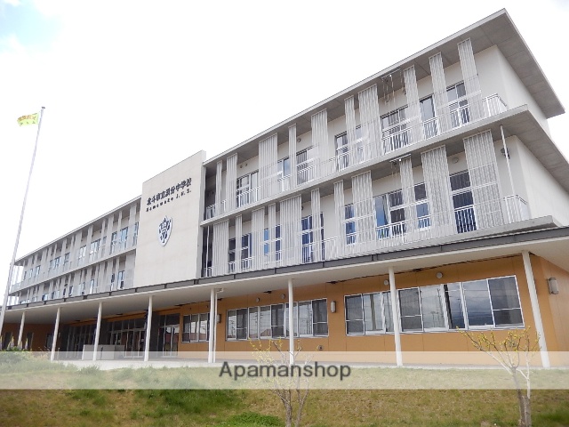 中学校　浜分中学校（中学校）まで426m