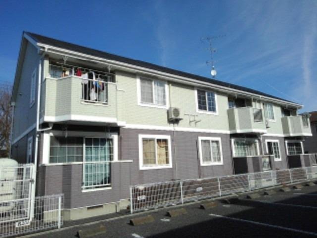 【行田市藤原町のアパートの建物外観】