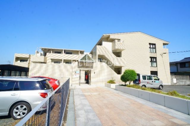 京都市西京区嵐山薬師下町のマンションの建物外観