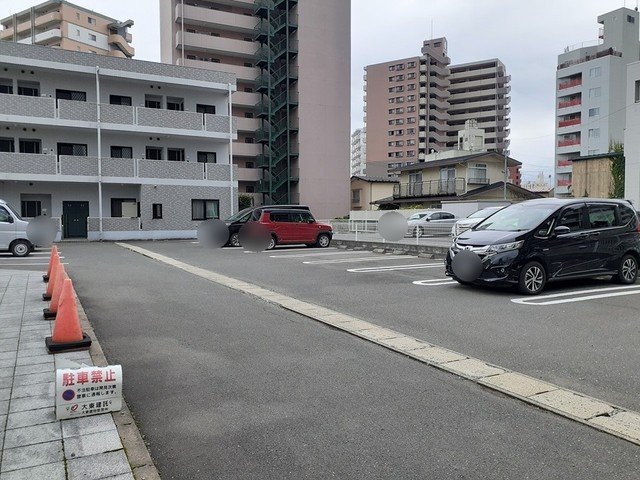 【盛岡市南大通1丁目築21年の駐車場】