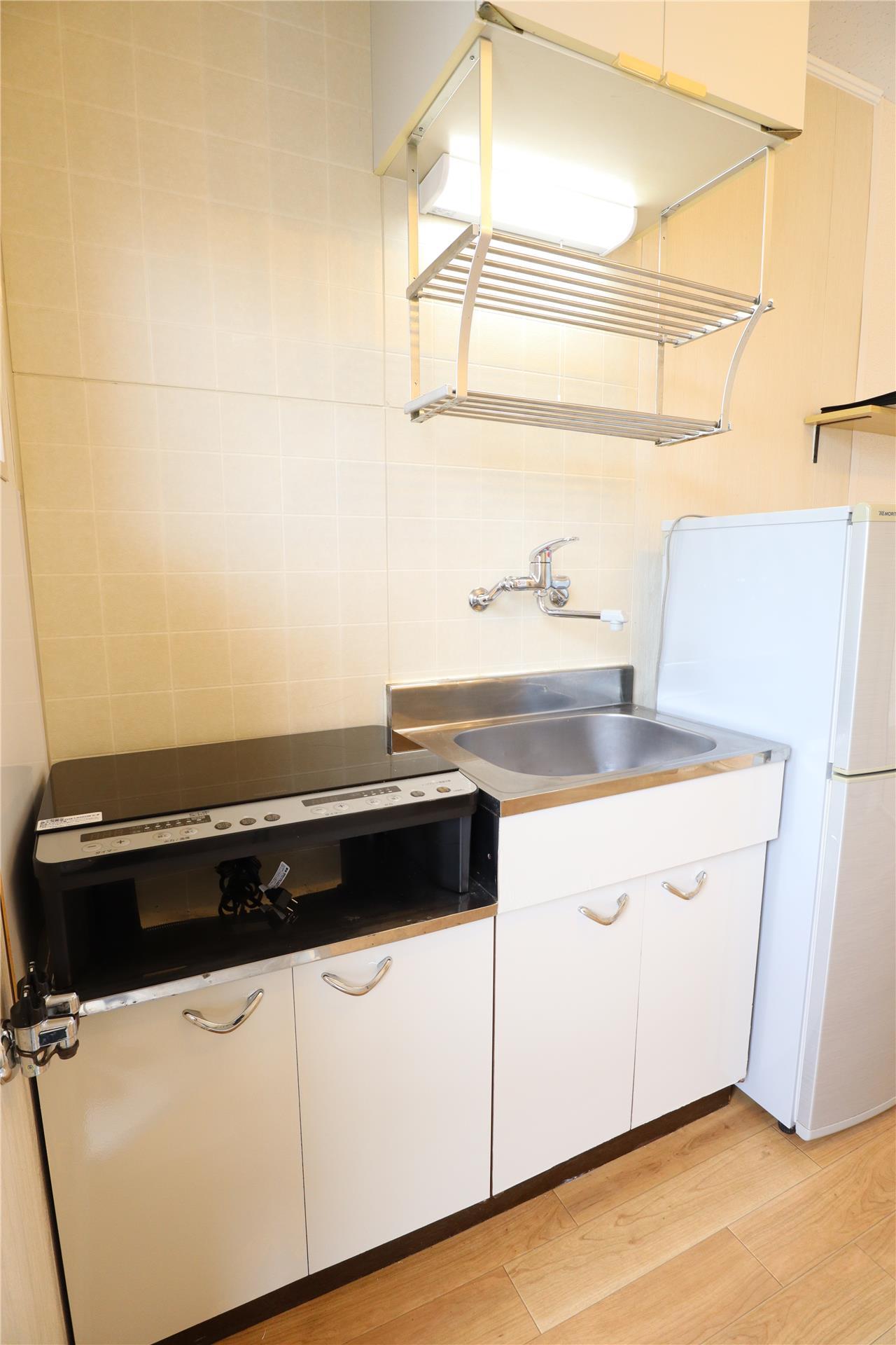 キッチン　画像にはありませんが、洗濯機が付きます。