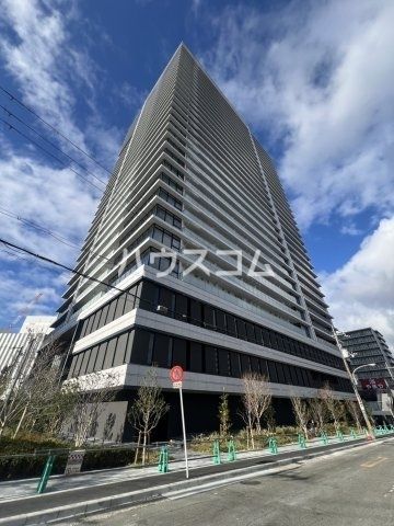 【Brillia Tower 箕面船場 TOP OF THE HILLの建物外観】