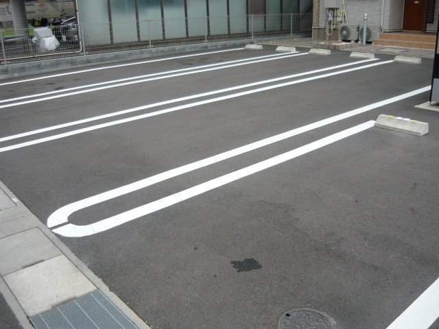 駐車場　車をお持ちの方に嬉しい駐車場付きの物件です