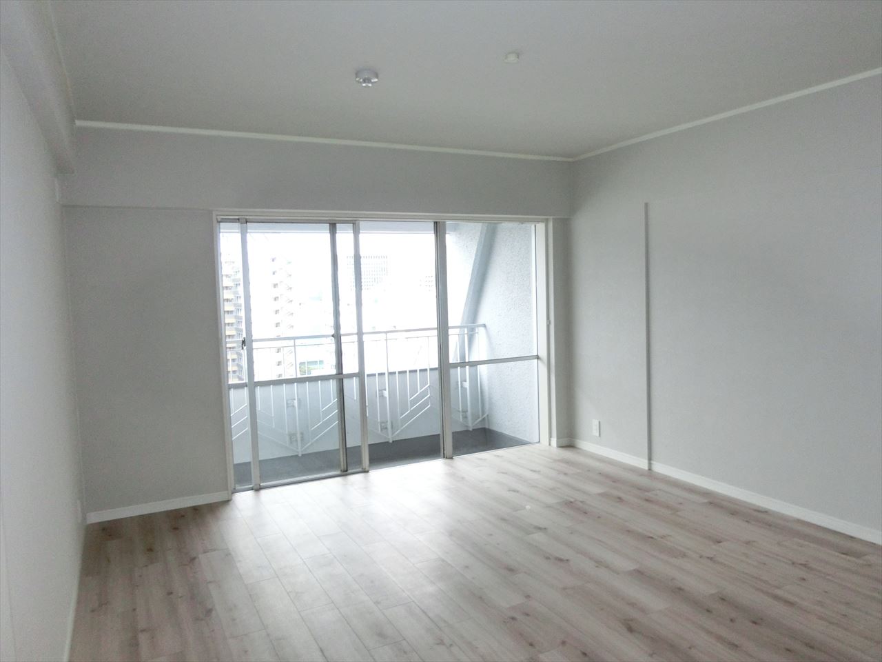 居室・リビング　ハイツサンライズ