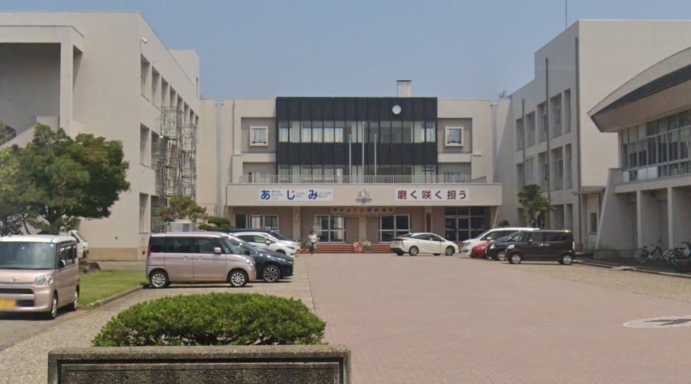 中学校　上越市立城東中学校（中学校）まで2342m