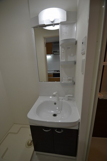 洗面設備　※別部屋の写真です