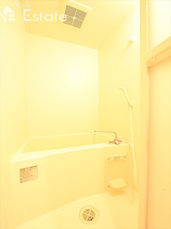 バス・シャワールーム　バスルーム