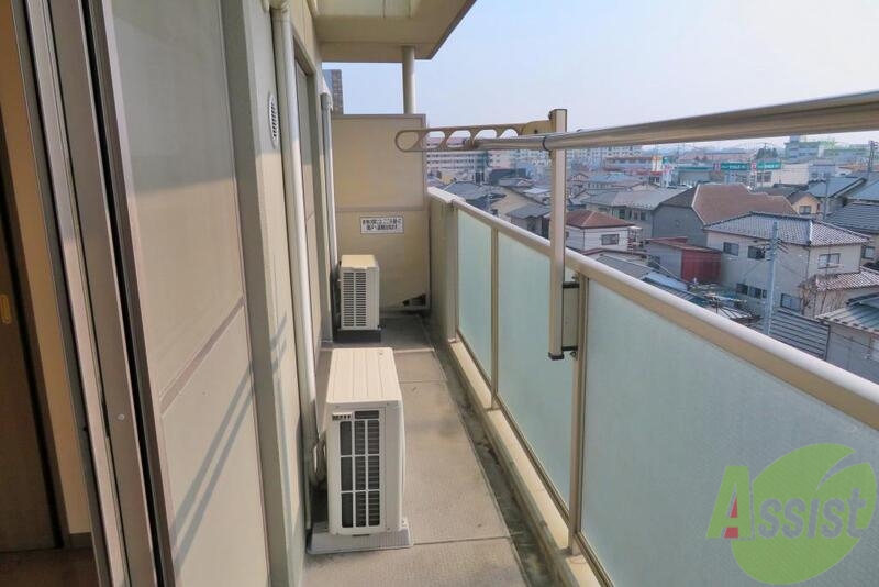 バルコニー　みてくださいこの広々としたベランダ。視線も気になりません。